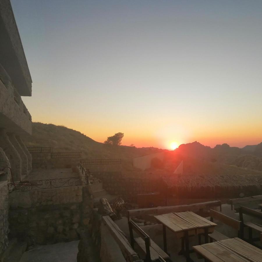 Infinity Lodge وادي موسى المظهر الخارجي الصورة