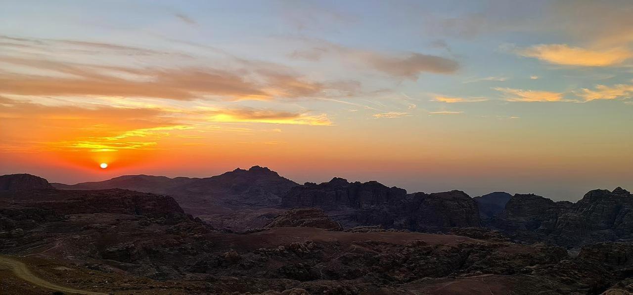 Infinity Lodge وادي موسى المظهر الخارجي الصورة