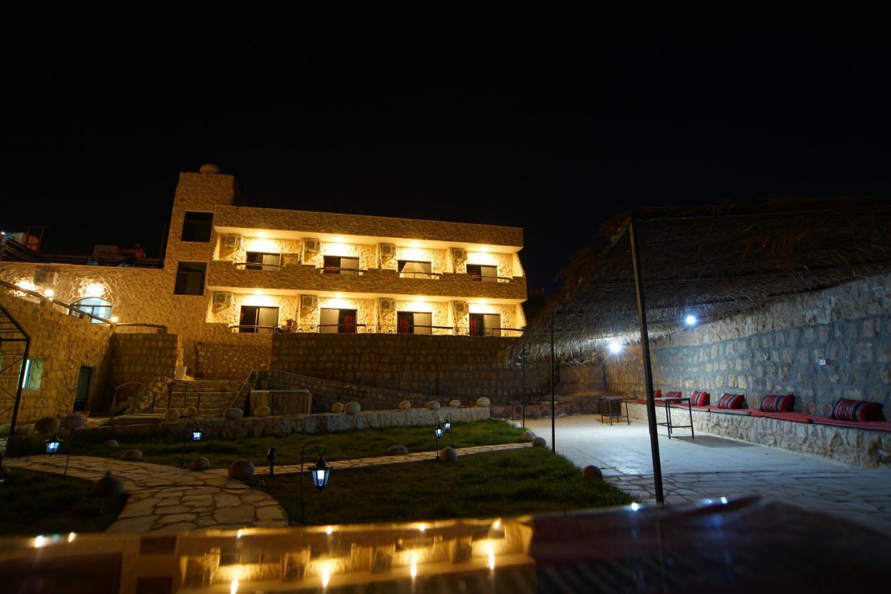 Infinity Lodge وادي موسى المظهر الخارجي الصورة